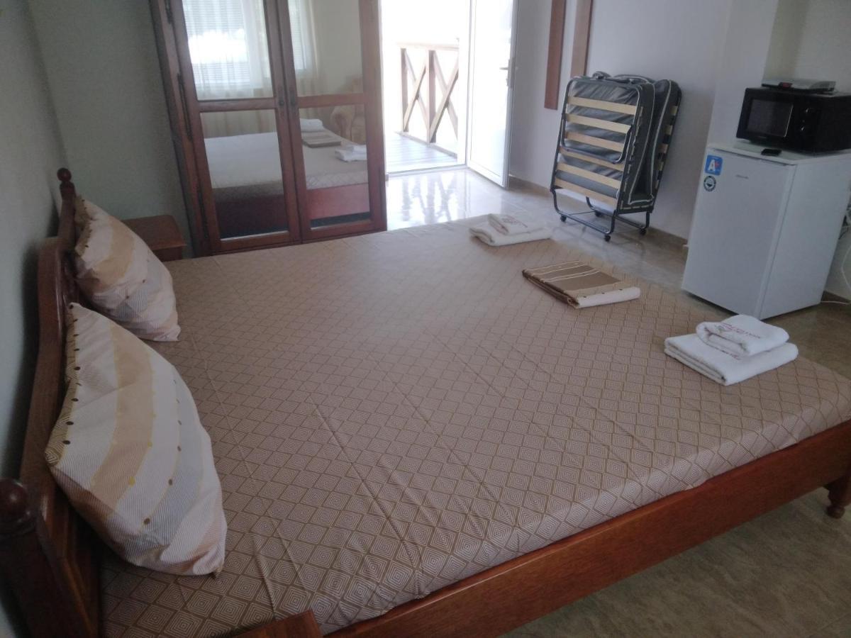 Camping Goldfish Sozopol Esterno foto